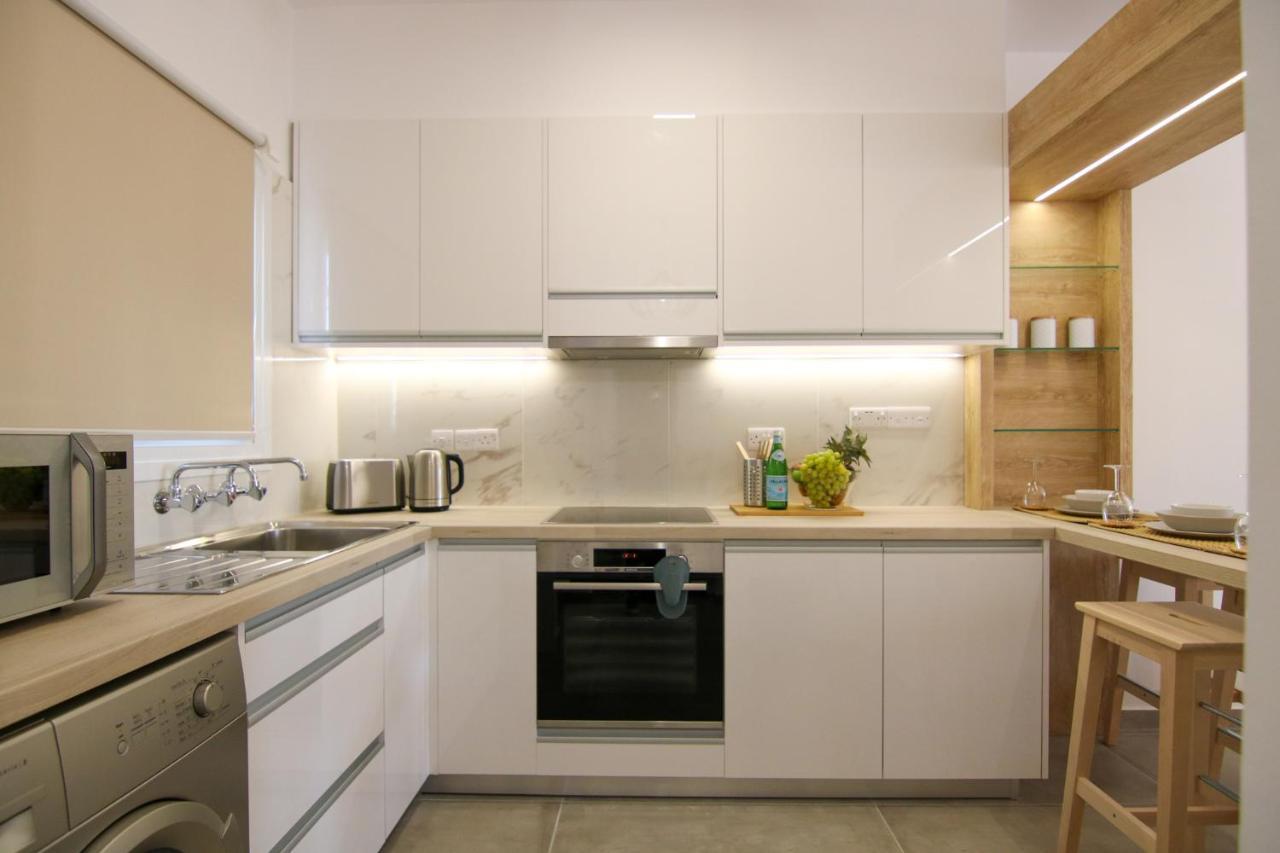Appartement Phaedrus Living Seaview Luxury Flat Limnaria 153 à Paphos Extérieur photo