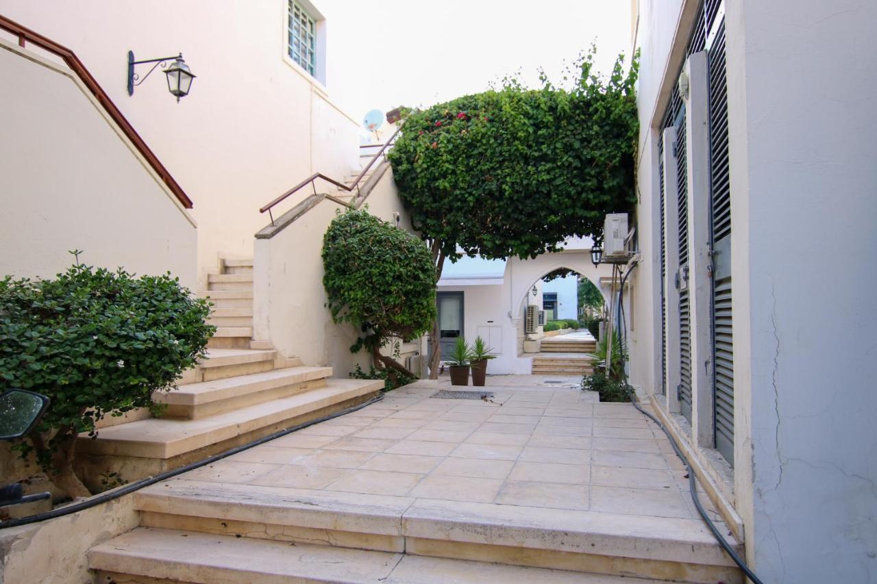 Appartement Phaedrus Living Seaview Luxury Flat Limnaria 153 à Paphos Extérieur photo