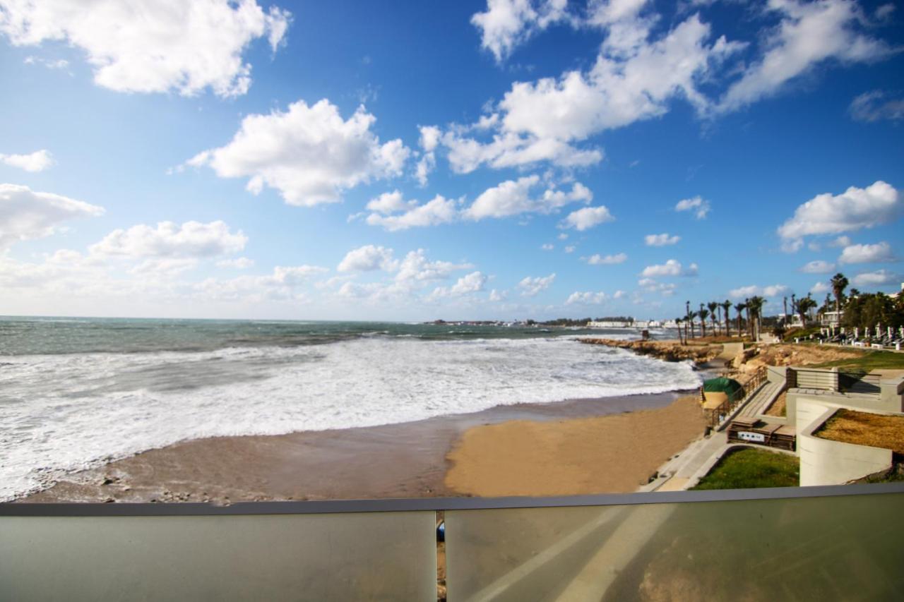 Appartement Phaedrus Living Seaview Luxury Flat Limnaria 153 à Paphos Extérieur photo